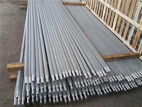 Aluminum tubes with integral fins