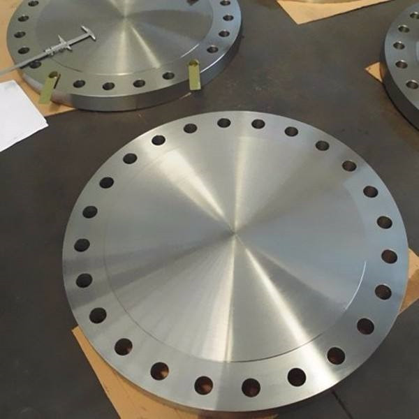 Blind disk; flange cover