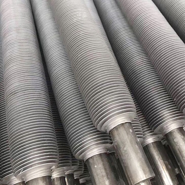 Welding stainless steel pipes with aluminum fins