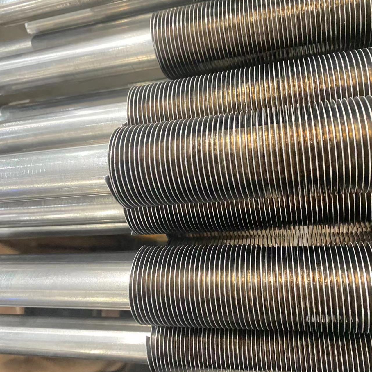 Transverse (Circular) Finned Tube