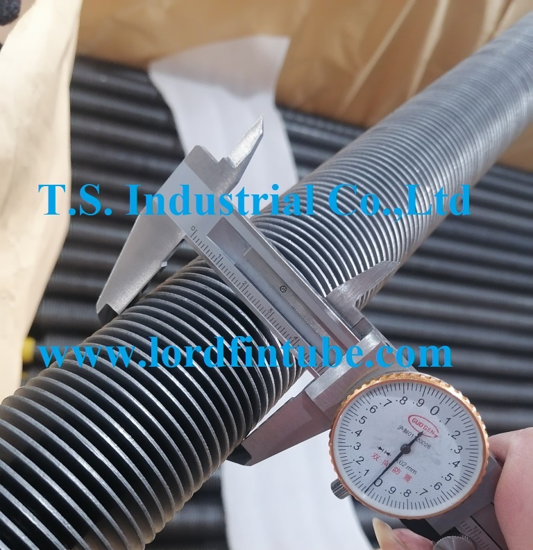 China's foreign trade started steadily and the total export value in the firs...