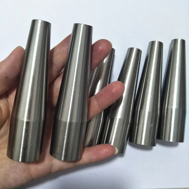 China's foreign trade started steadily and the total export value in the firs...