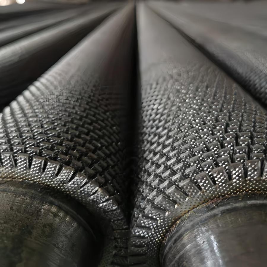 HFW Serrated Finned Tube, High Frequency Welded Serrated Fin Pipe
