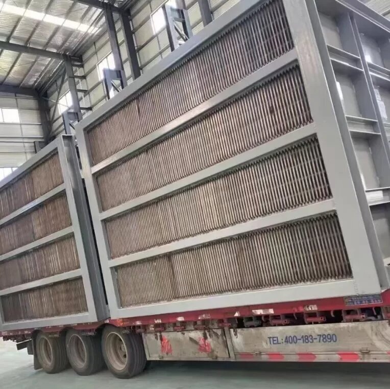 China's foreign trade started steadily and the total export value in the firs...