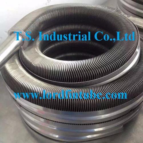 China's foreign trade started steadily and the total export value in the firs...