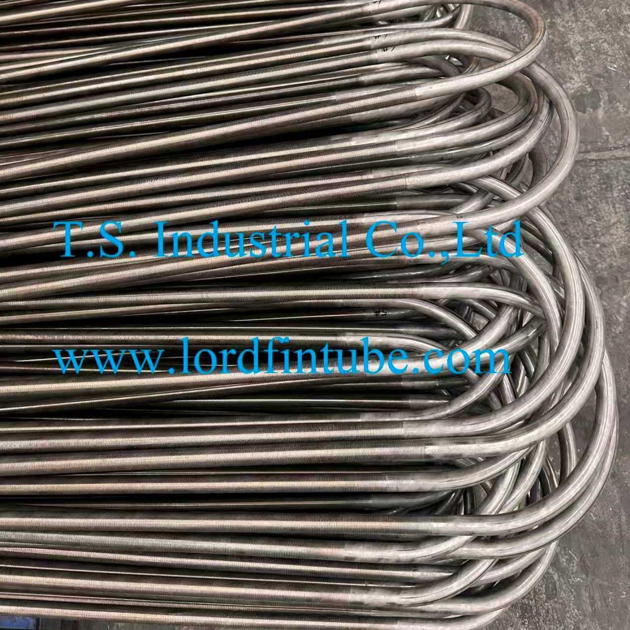 China's foreign trade started steadily and the total export value in the firs...