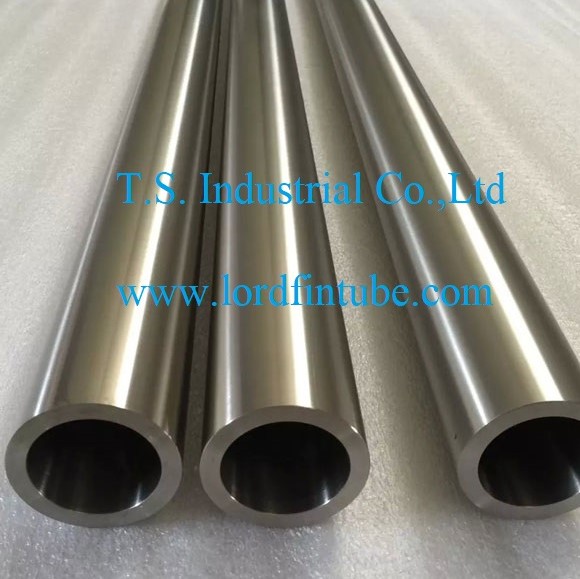 China's foreign trade started steadily and the total export value in the firs...