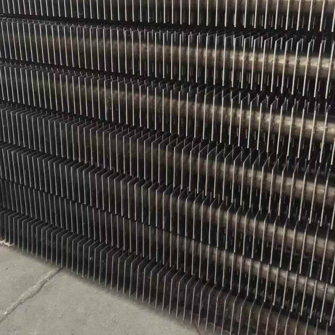 China's foreign trade started steadily and the total export value in the firs...