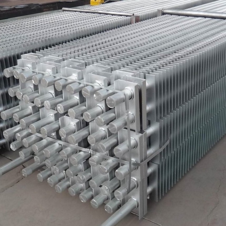 China's foreign trade started steadily and the total export value in the firs...